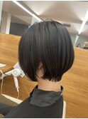 直毛でもふんわりショートに!