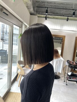 アドア 横浜(ADORE) 【ADORE横浜】ぱっつんボブ