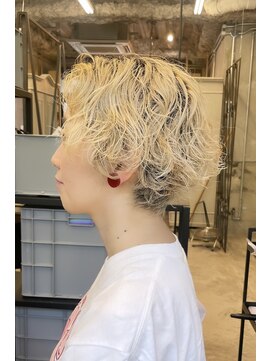 ザ デイ(THE DAY) ハイトーンブリーチショート【抜きっぱなし】