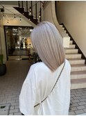 ホワイトアッシュ×切りっぱなしミディ