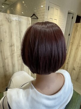 カミケンネクスト(kamiken.next) うる艶ピンクブラウンカラー×ショートボブ【カミケンネクスト】