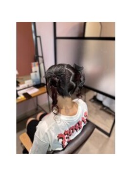 グランミーツ(Grand meets) フェスやライブにおすすめヘア◎