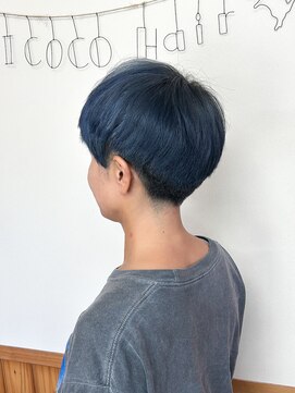 ニココ(NICOCO) 刈り上げショート×ネイビーブルー