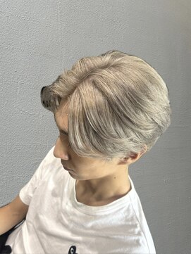 リサヘアーデザイン(RISA HAIR DESIGN) メンズシルバーカラー