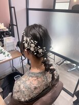 グランミーツ(Grand meets) 編み下ろしヘアアレンジ