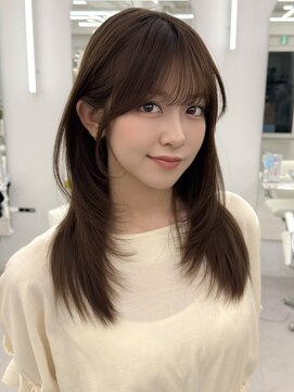 アマトウキョウスマートサロン(AMA TOKYO×Smart Salon) くびれレイヤー/顔まわりカット/くびれ巻き/レイヤーカット