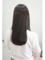 ロエ(loe)&nbsp;髪質改善カラーで毎日のお手入れが楽になる質感に◎