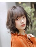 小顔カットは顔まわりで決まる!ラフに動くレイヤーウルフ