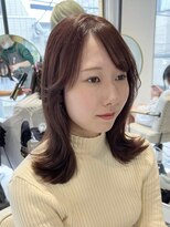 ティア(Tia.)&nbsp;(韓国風/くびれヘア/縮毛矯正/前髪/サイドバング/小顔)