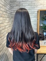 アンドブルー(and BLUE)&nbsp;暗髪ロング×毛先オレンジ裾カラー