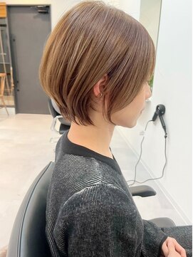 スリー(Th:ree) 大人可愛い20代30代40代丸みとくびれショートボブ◎