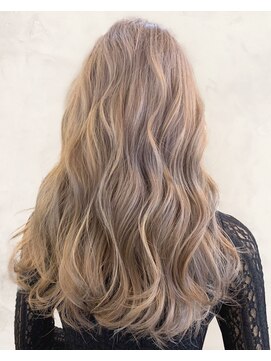 ユキオ オブ ヘアー(YUKIO of Hair) 大人美人ショコラアッシュヘルシースタイルふんわりカール小顔