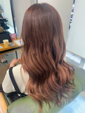 ヘアーアンドビューティーザ エフ(Hair Beauty the F) ＊ピンクブラウン_暖色カラー_外巻き_韓国風_m82