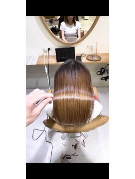 ゴカン(Gokan) 艶髪ストレート