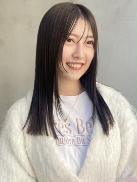 シエカ(CIECA.) 黒髪/ボブルフ/ネビージュ/小顔/ワンレン/スペインカール