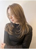海外ヘアーハッシュカットレイヤーカットハイライトカラー
