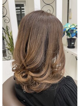 サロンドノア(Salon de NoA) ミディアムヘア