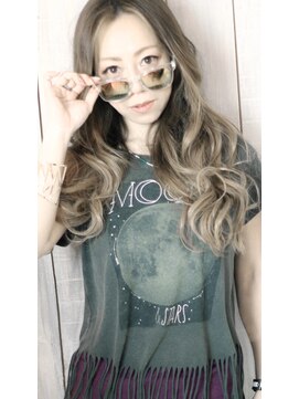 スリーピース 川越店(3piece) 海外セレブ御用達!ブラッシュウィーブグラデーション!