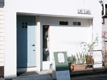 UK Lab.