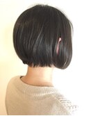 丸みが出るようにカットしたやわらかボブ