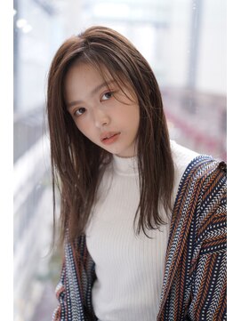 フラッグ ヘアー 天神西通り店(Flag HAIR) 艶感たっぷりベージュ