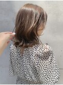 透明感抜群ベージュカラー!くびれミディアム