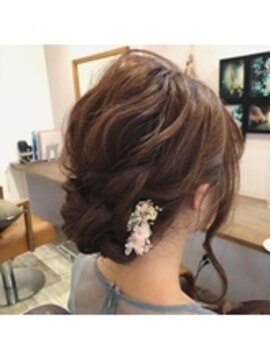 アールフランプラス(arFranc+) ヘアアレンジ