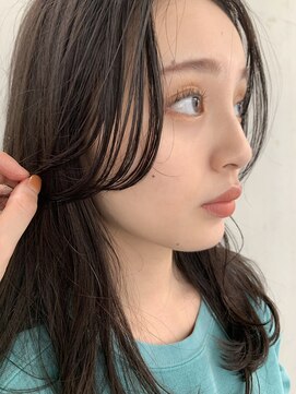 ラグゼ(Luxe) 大人ヘア×血色メイク【Luxe井上彩】