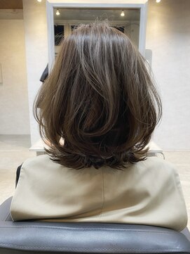 ロイド(Royd.) 人気No.1レイヤーボブ