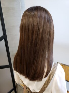 ラフランクリー(la frankly) 20代30代/大人かわいい/透明感ショート/サラツヤロング