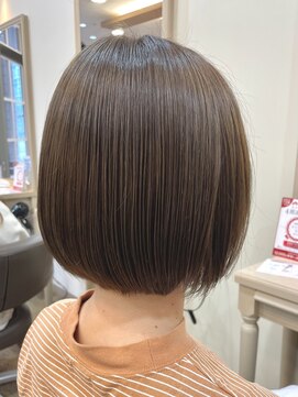 アルターリール(aL ter Rire) 赤み消し◎アッシュベージュ/中村郁未