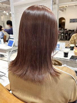 レイラバイアフロート 吉祥寺(Lila by afloat) ブラウンベージュ/艶カラー