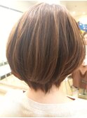 ショートボブ