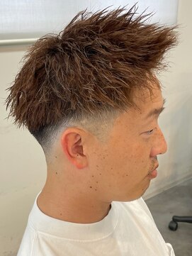 バース バイ ハピネス(BIRTH by happiness) 奈良フェードジェットモヒカンツイスとパーマ