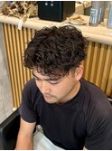 スパイラルパーマショートアップバング