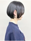 =耳かけショートボブ前下がりショートボブ丸みショート30代40代