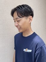 リングケー(Ling K) センター分けパーマ
