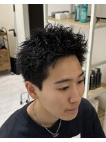 バース 梅田中崎町店(BIRTH)&nbsp;スパイキーショートパンパーマツイストパーマメンズショート