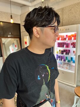 リンダテーラ(Linda tela) 【札幌白石】カルマパーマ/メンズカット/センターパート