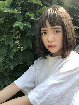 ラグ(log) 切りっぱなしボブ×オン眉