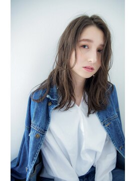 ホットリップ(Hot Lip) セミウェット フェミニンヘア