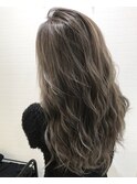ハイグレージュハイライト