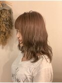 セミロングスタイル