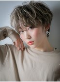 外国人風大人ハイライト小顔束感ショート202u浦和20代30代40代