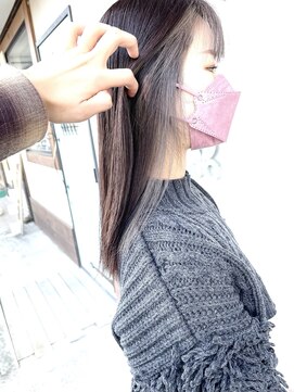 ホンネ(honne.) モノトーンシルバー×イヤリングカラー