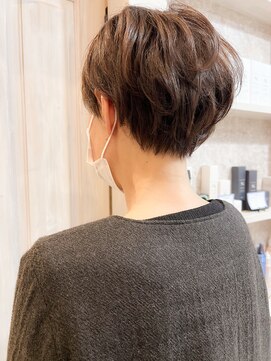 キャアリー(Caary) 福山 丸みショートヘア/ショートボブ/ベリーショートCaary