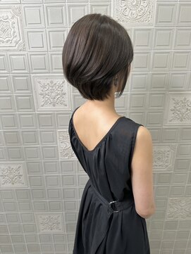 ヘンリエッタ 自由ヶ丘(Henrietta) 丸みショートボブ