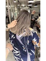 レディアル 大宮(REDEAL ope.) ホワイト系バレイヤージュ