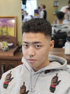 アパッシュ 東光店(Apache) ナチュラルバックスタイル