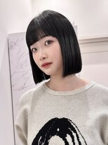 ノイズ エコル(Hair&Make NOISM ekolu )&nbsp;ブルーブラック前髪パッツンボブトリートメント前髪カット